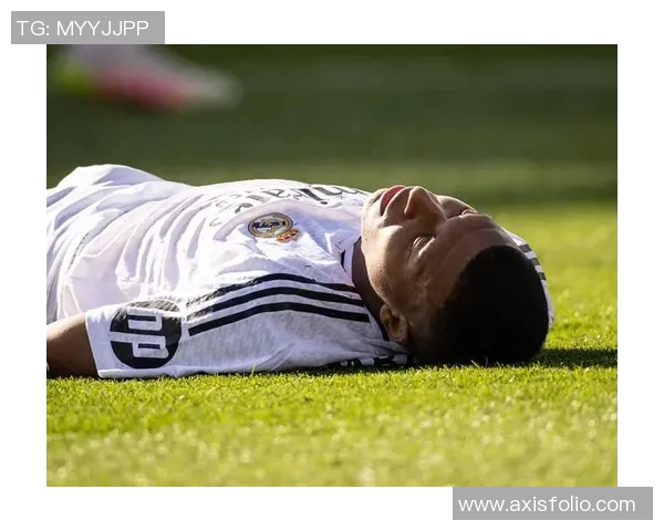 姆巴佩欧冠夜上演帽子戏法赛后言辞暗示未来去向已成定局